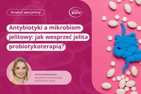 Model jelit z plasteliny otoczony tabletkami, na tle różowym i różowych bakterii.